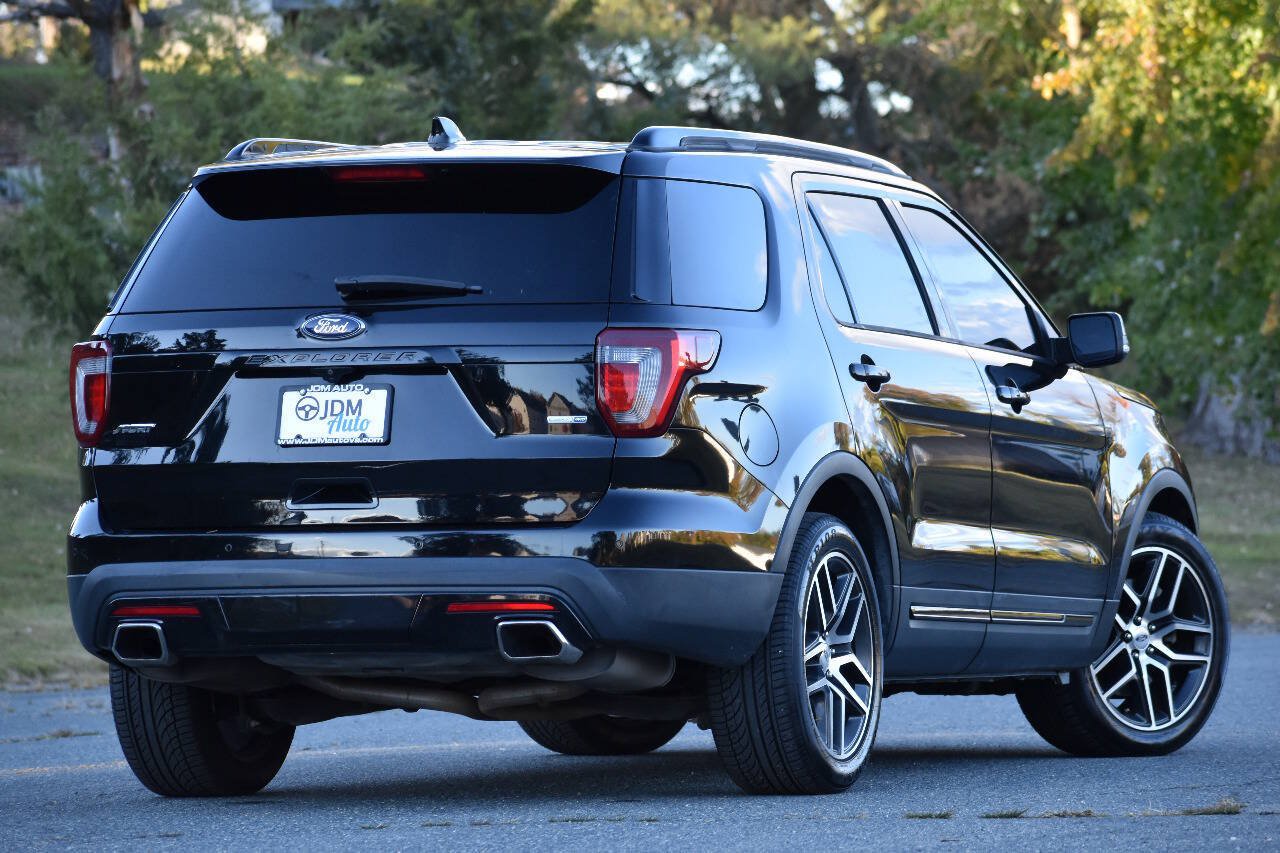 Used 2016 Ford Explorer Sport w/ Equipment Group 401A AWD/4WD image 5