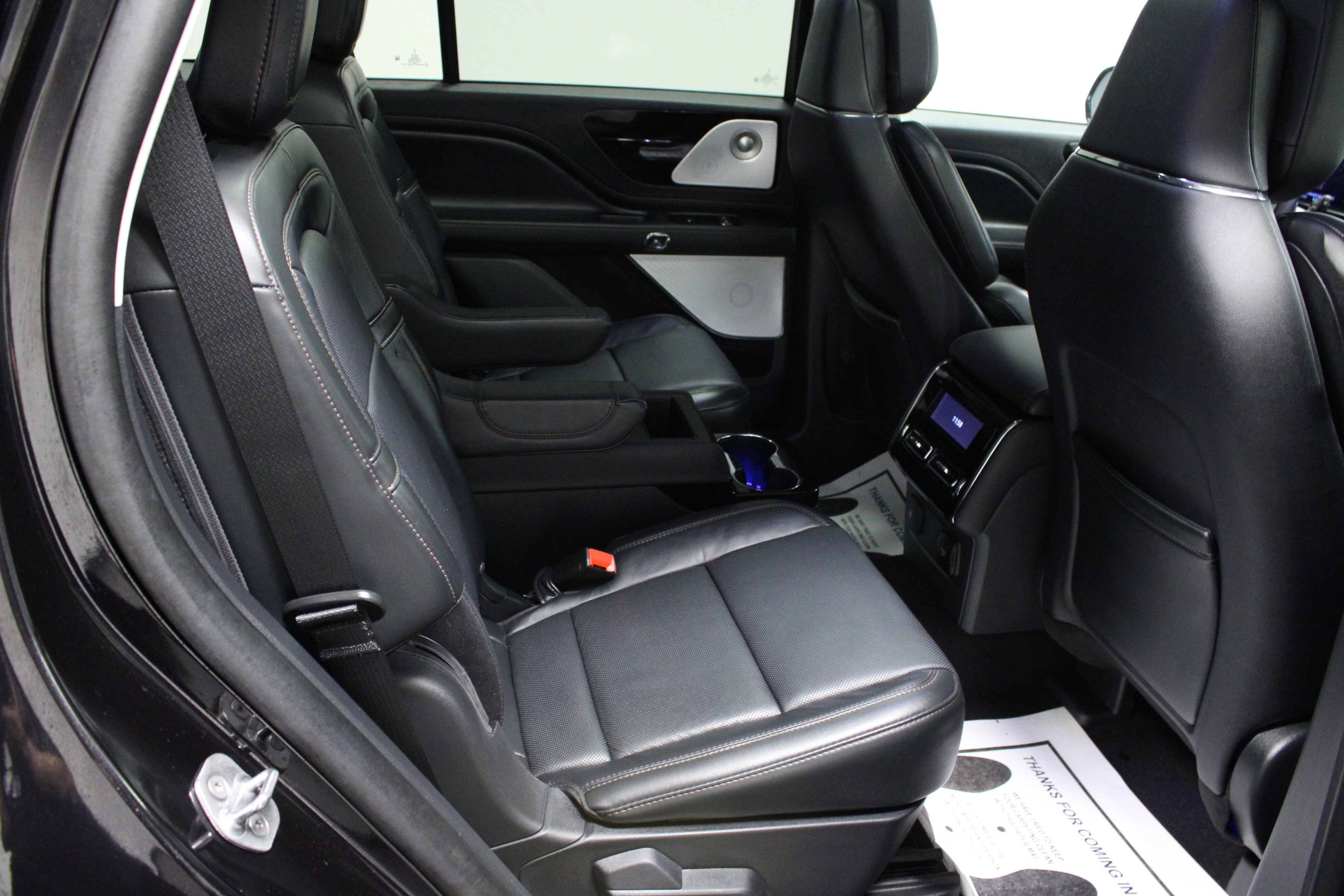 Used 2025 Lincoln Aviator Reserve w/ Equipment Group 201A AWD/4WD image 12