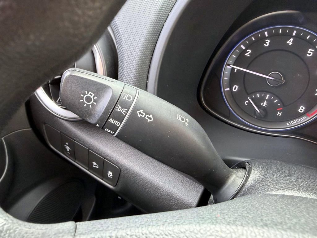 Certified 2023 Hyundai Kona SE w/ Cargo Package image 27