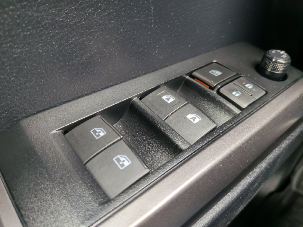 Used 2019 Toyota Tacoma TRD Sport AWD/4WD image 30