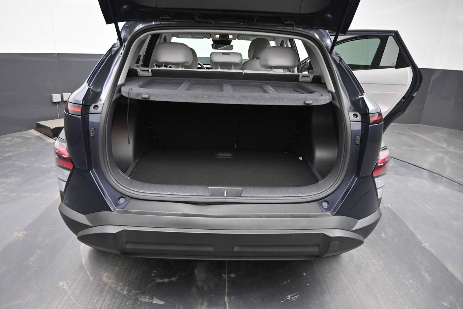 Used 2024 Hyundai Kona SEL AWD/4WD image 14