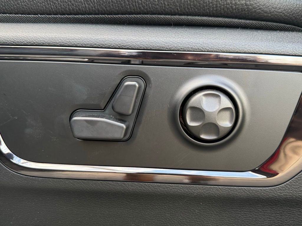 New 2026 RAM 1500 Limited image 13