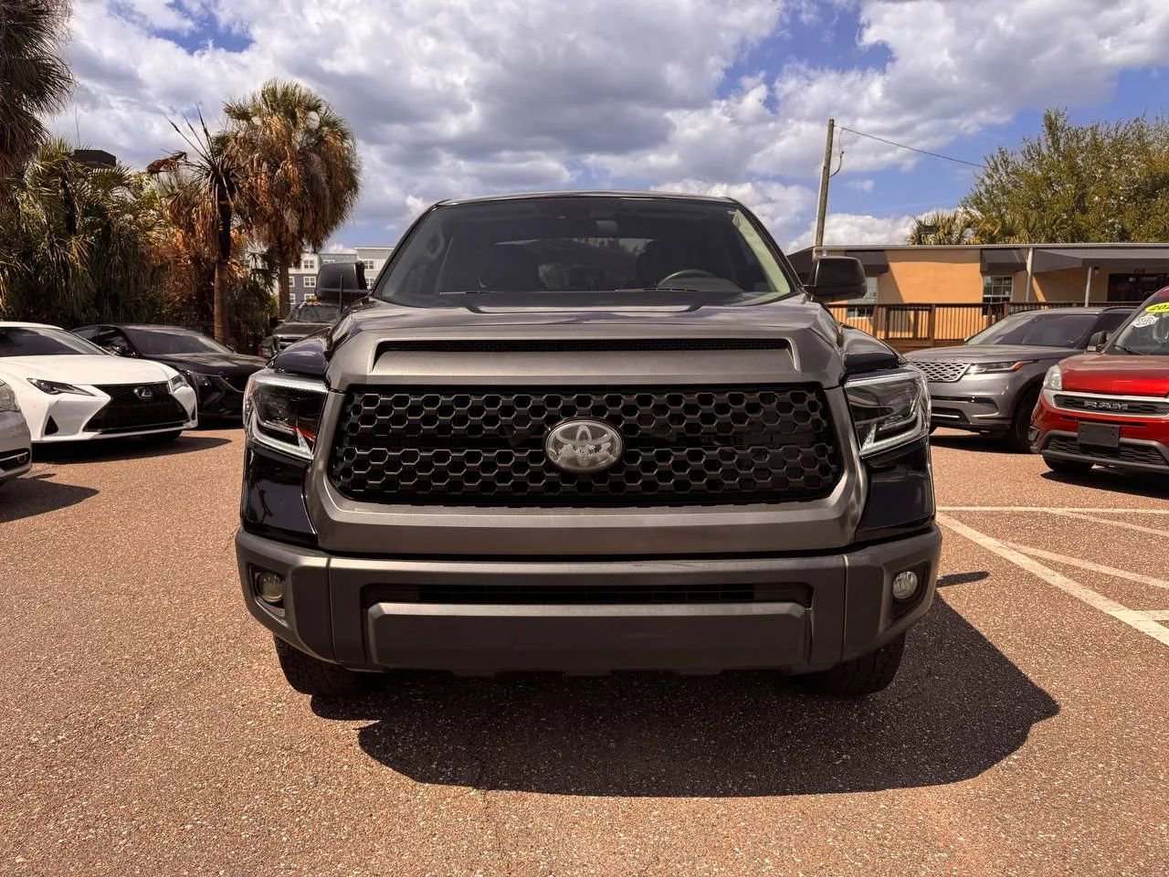 Used 2018 Toyota Tundra SR RWD image 2