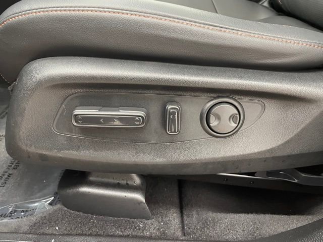 Used 2023 Honda CR-V Sport Touring image 13