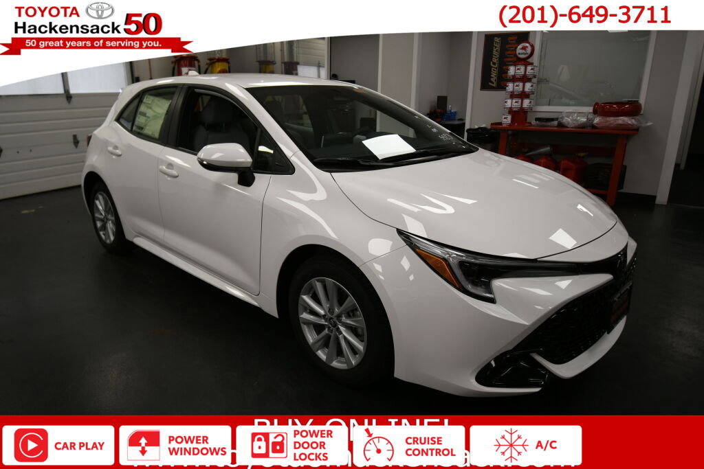 New 2025 Toyota Corolla SE