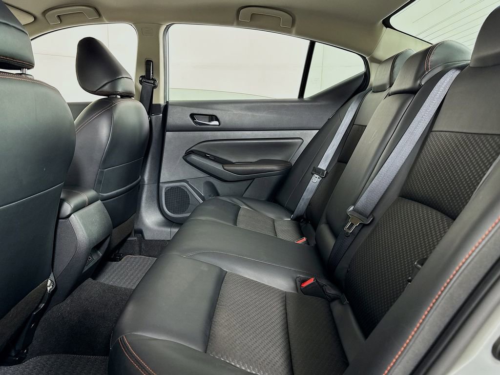 Used 2023 Nissan Altima 2.5 SR image 10