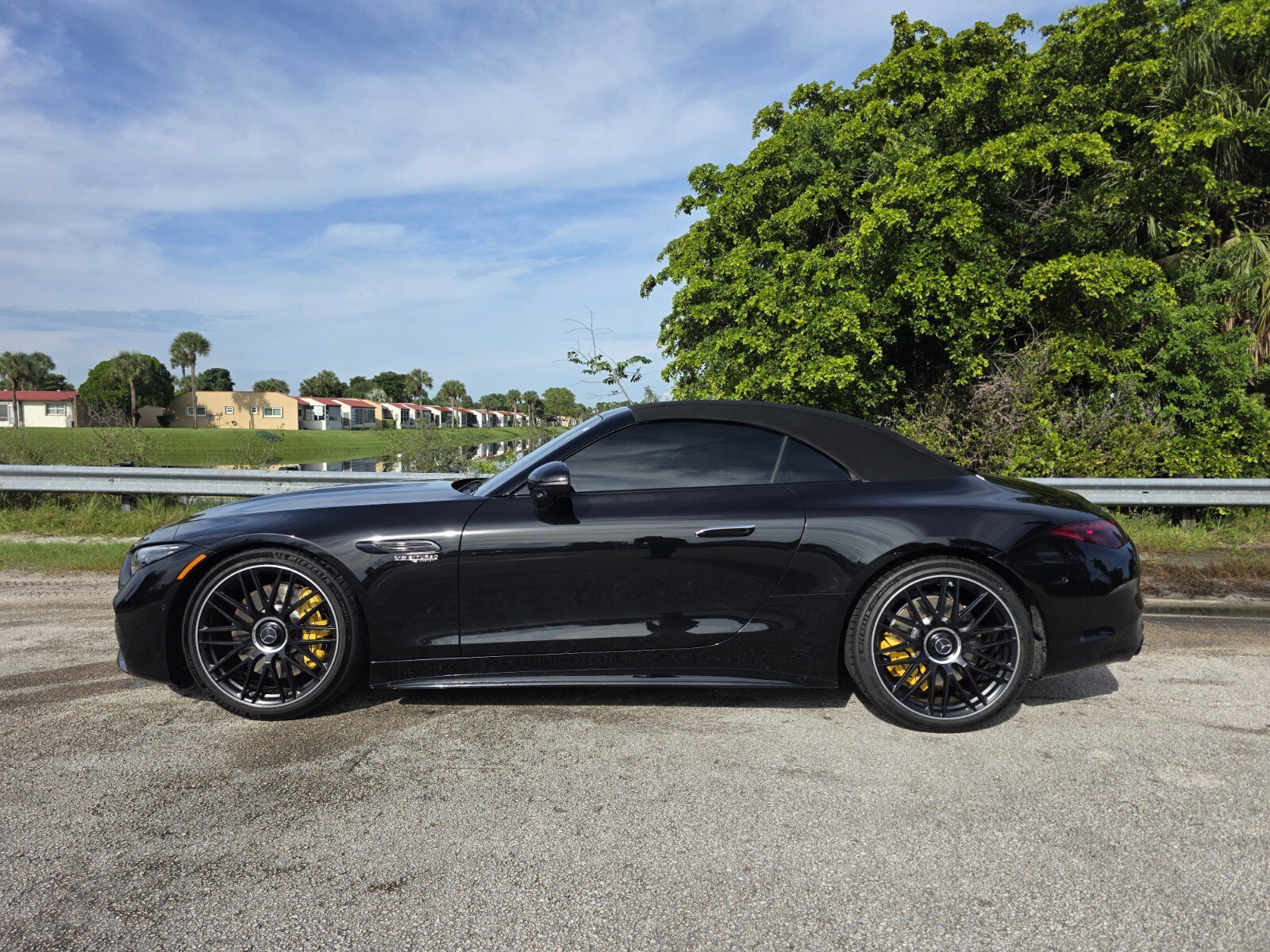 Used 2022 Mercedes-Benz SL 63 AMG 4MATIC image 25