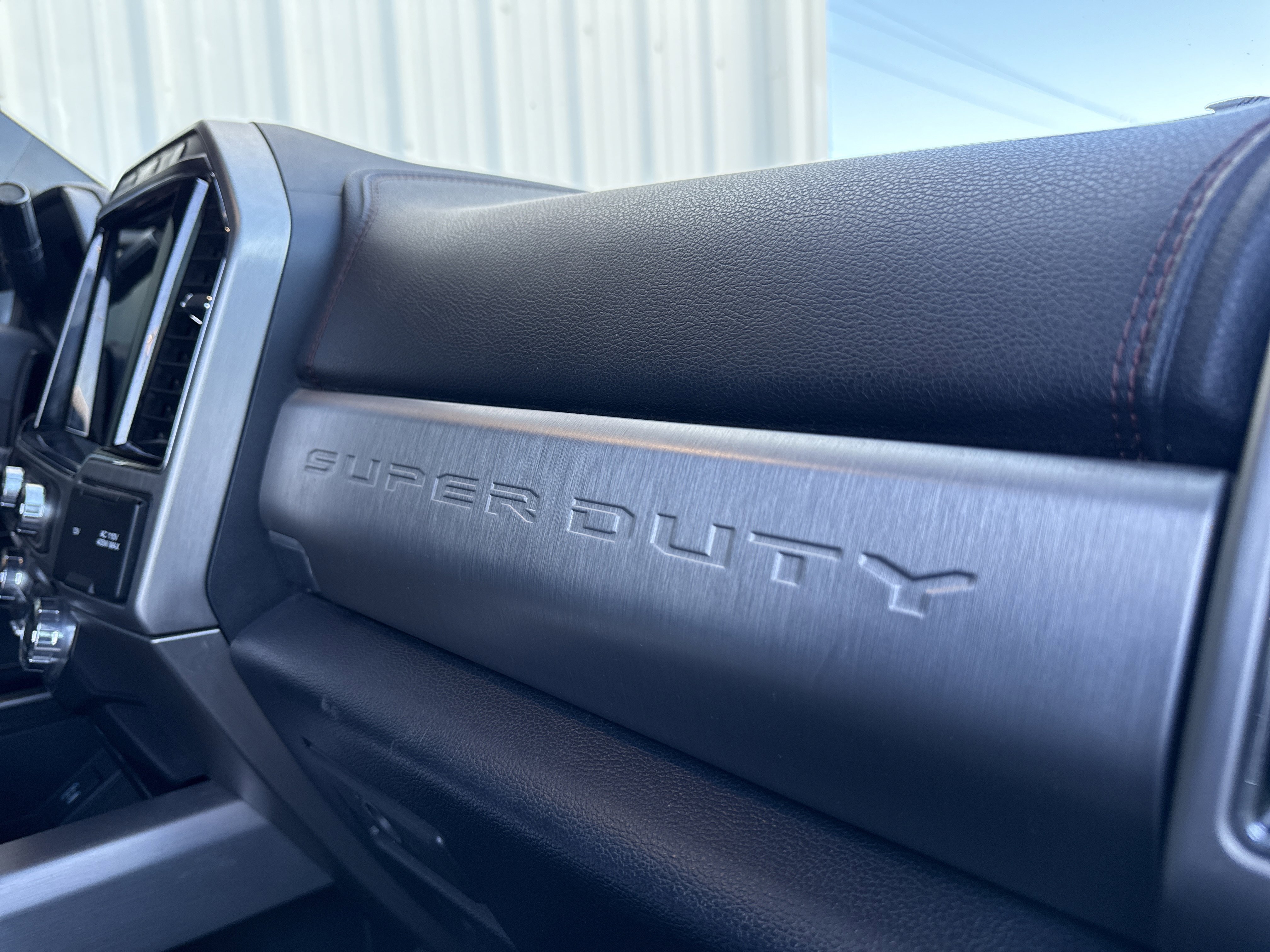 Used 2022 Ford F250 Platinum image 46