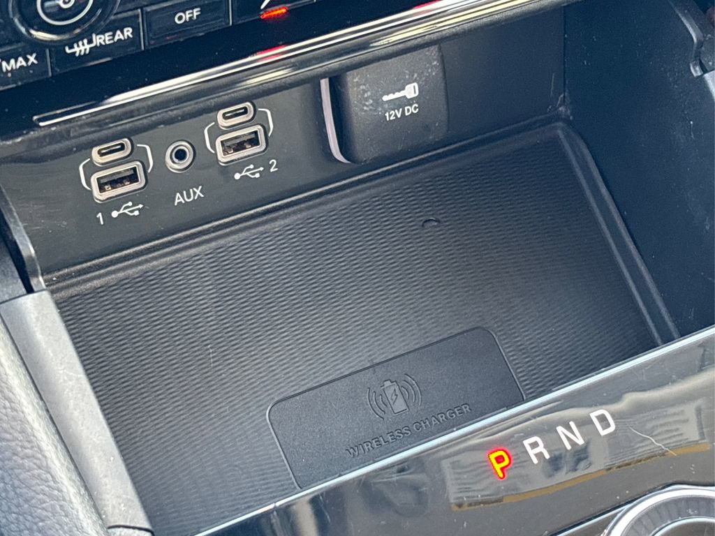 Used 2023 Jeep Grand Cherokee Limited w/ Luxury Tech Group II image 45