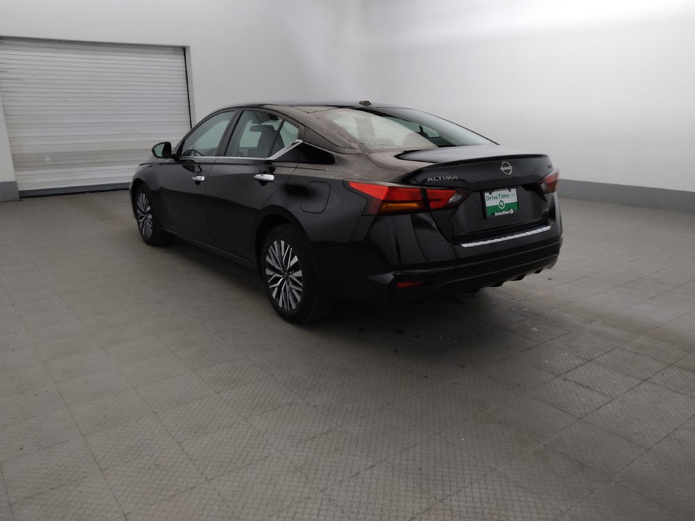 Used 2023 Nissan Altima 2.5 SV AWD/4WD image 5