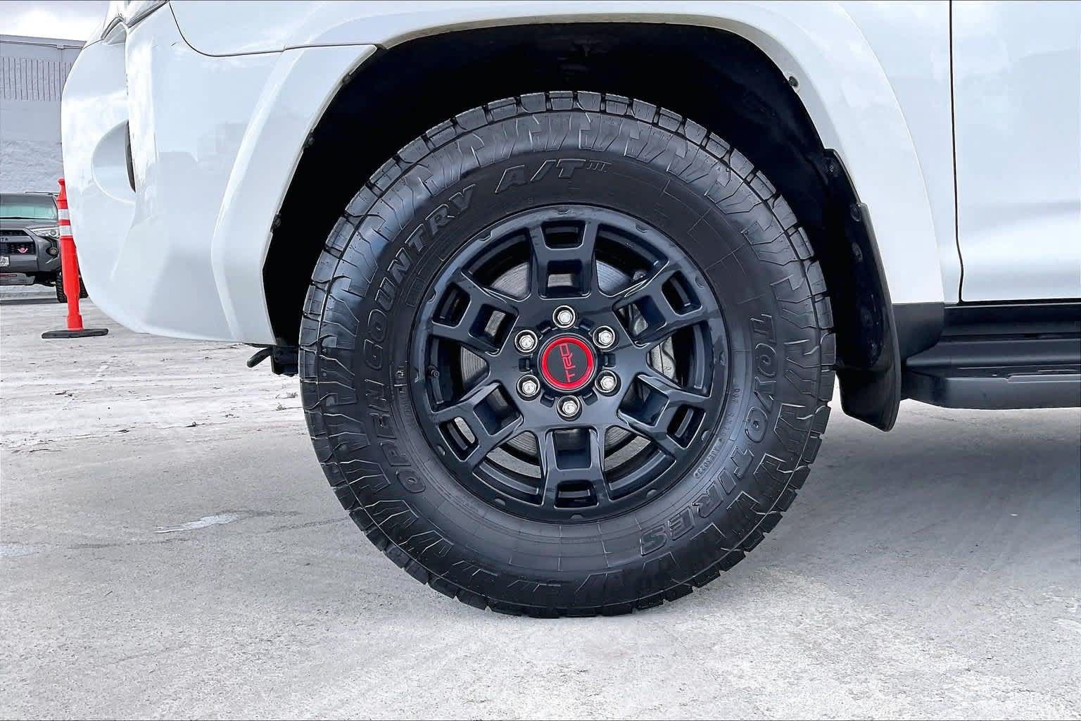 Used 2024 Toyota 4Runner SR5 Premium RWD image 8