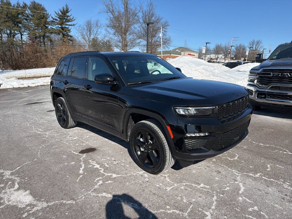 New 2025 Jeep Grand Cherokee Limited w/ Luxury Tech Group II AWD/4WD image 2