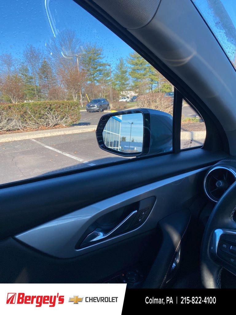 Used 2023 Chevrolet Blazer LT image 29