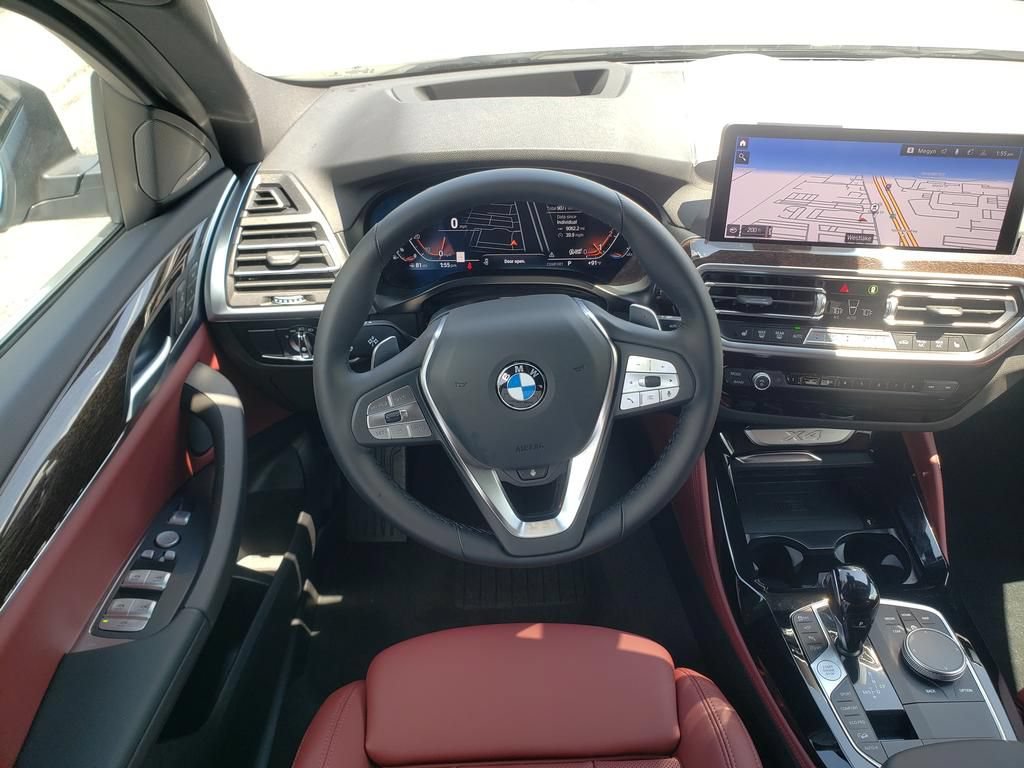 Used 2025 BMW X4 xDrive30i w/ Premium Package AWD/4WD image 14