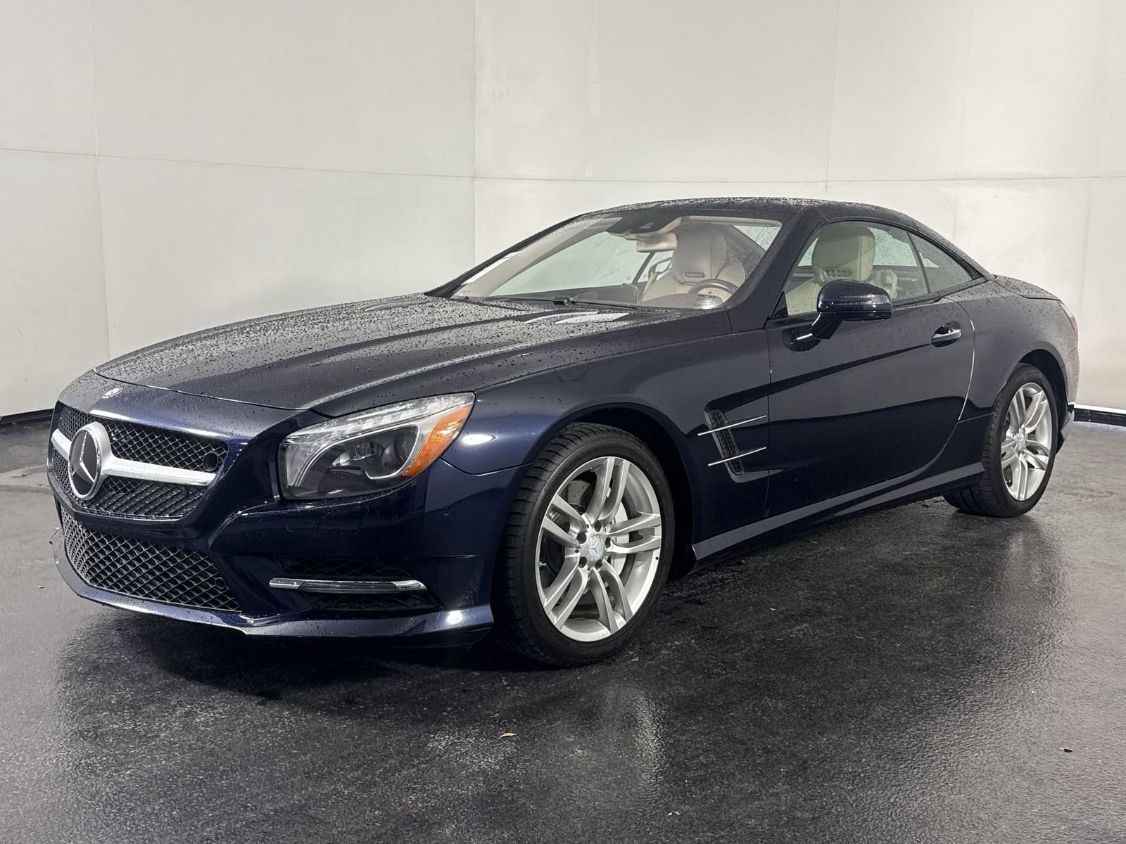 Used 2015 Mercedes-Benz SL 550 image 6