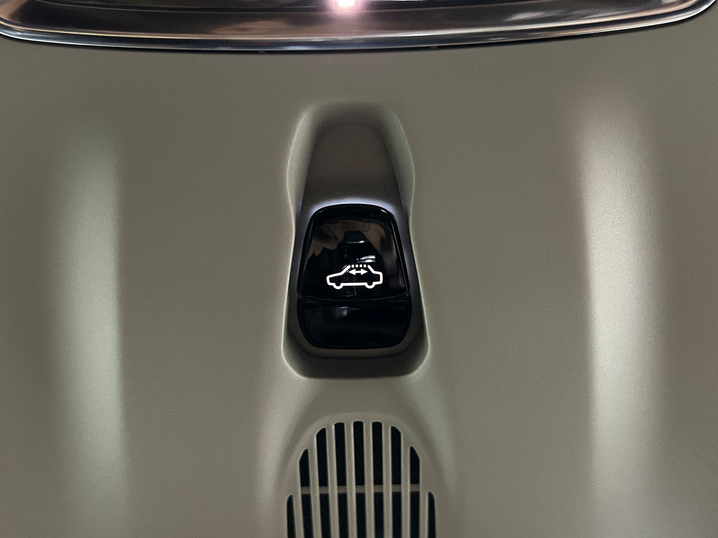 Used 2018 Volvo S90 T8 Inscription w/ Luxury Package AWD/4WD image 26