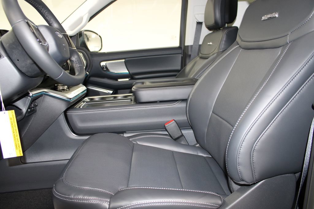 New 2026 Ford Expedition Platinum image 25