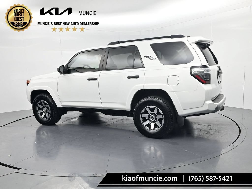 Used 2021 Toyota 4Runner TRD Off-Road AWD/4WD image 5