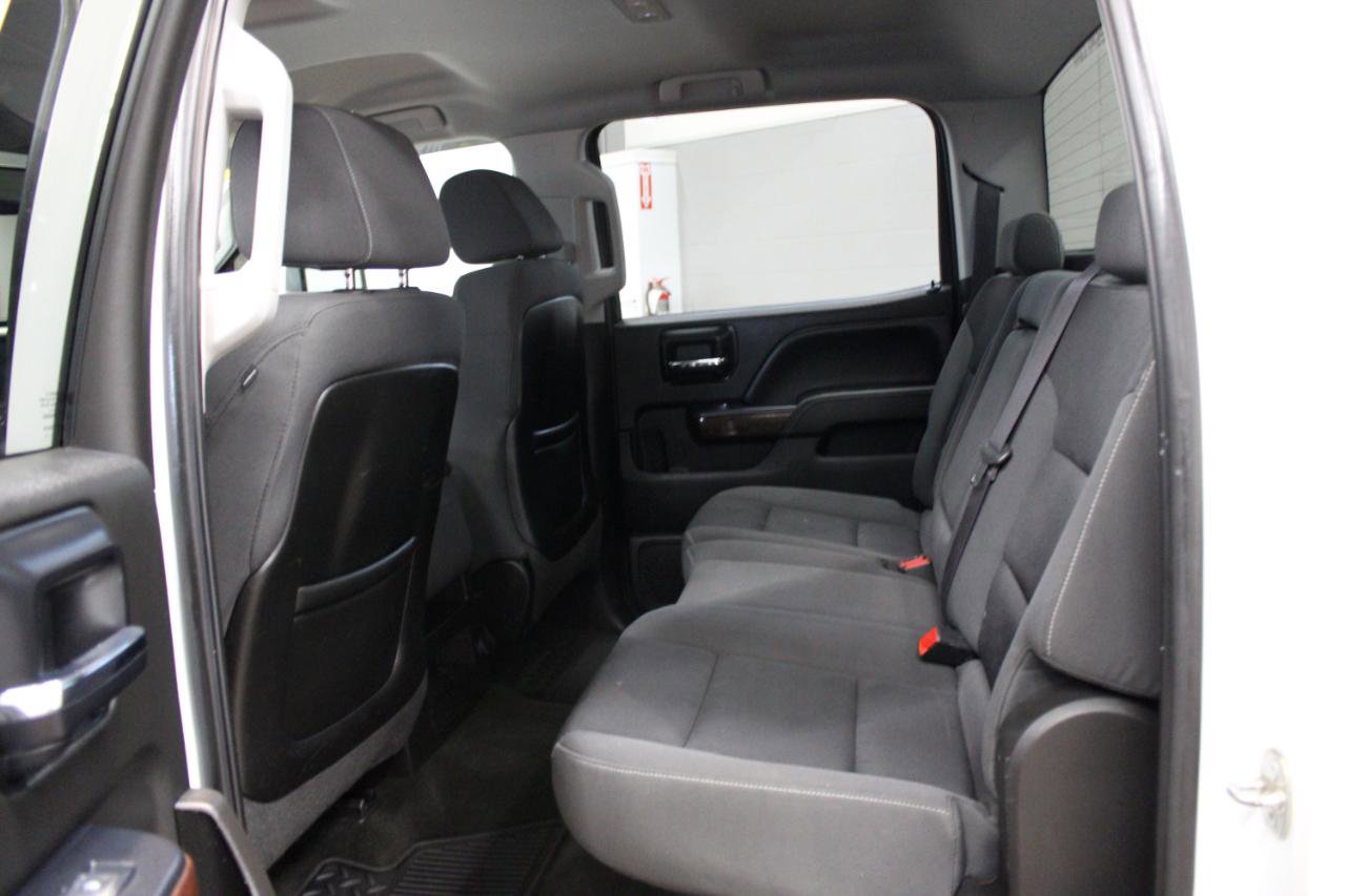 Used 2015 GMC Sierra 2500 SLE w/ SLE Preferred Package image 11