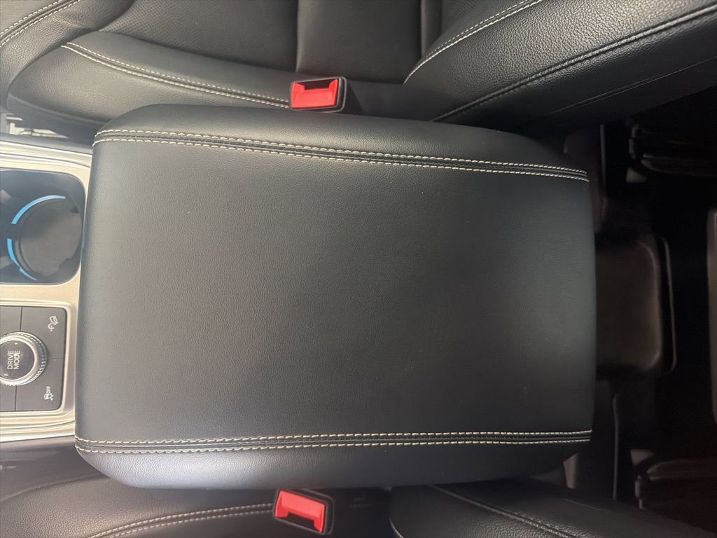 Used 2020 Ford Explorer ST AWD/4WD image 9