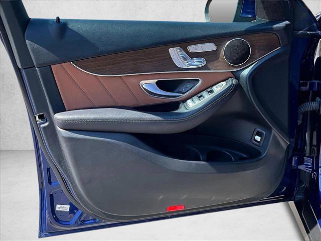 Used 2021 Mercedes-Benz GLC 300 image 17