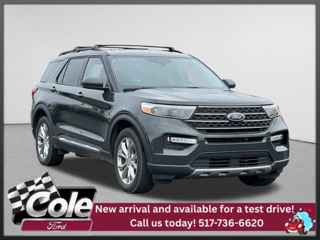 Certified 2024 Ford Explorer XLT w/ Equipment Group 202A AWD/4WD image 1