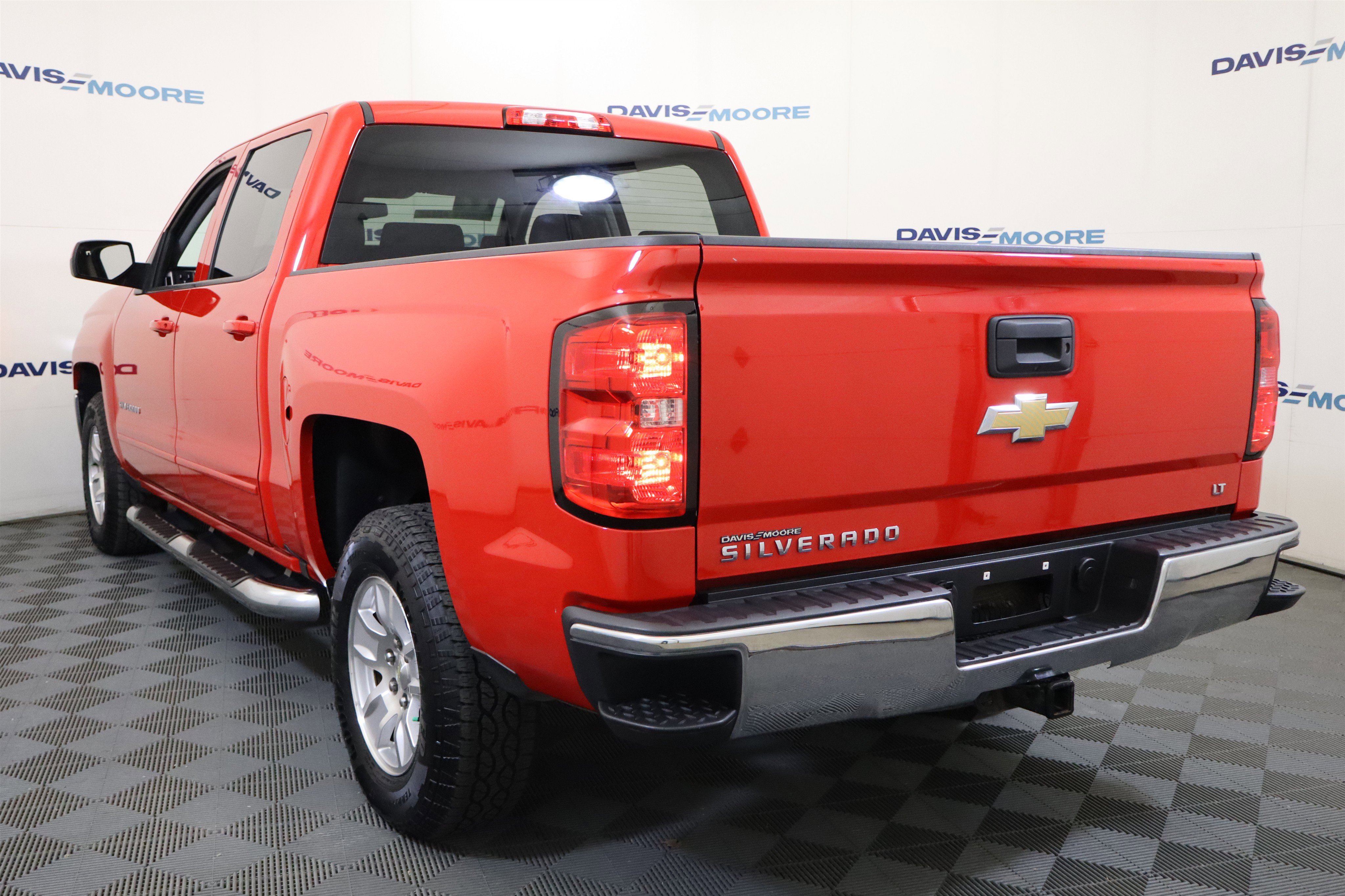 Used 2017 Chevrolet Silverado 1500 LT w/ All Star Edition image 9
