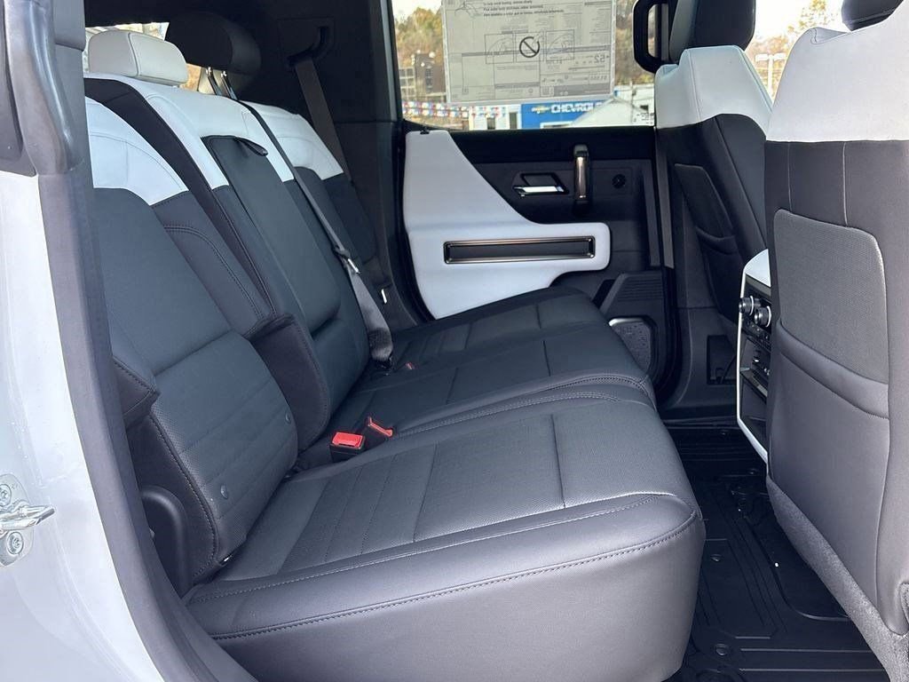 New 2025 GMC Hummer EV 3X image 28