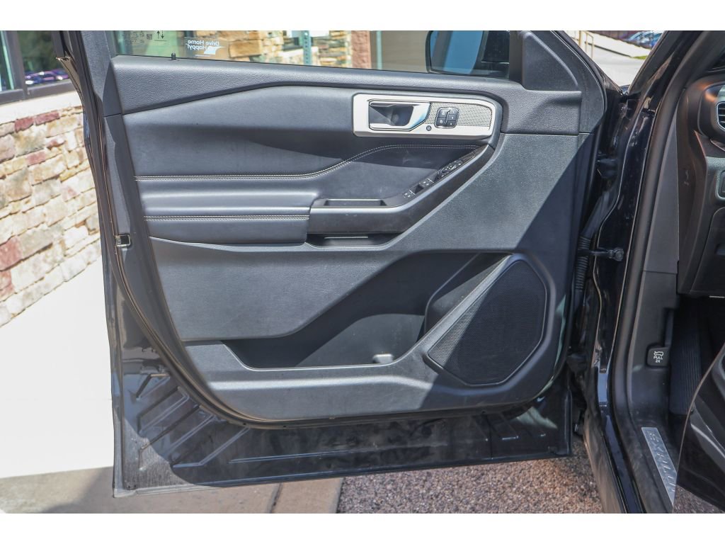 Used 2020 Ford Explorer Limited image 9