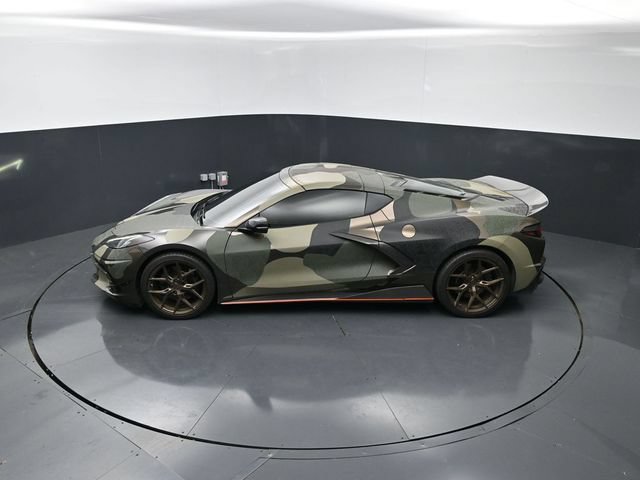Used 2021 Chevrolet Corvette Stingray Preferred Cpe w/ Z51 Performance Package RWD image 17