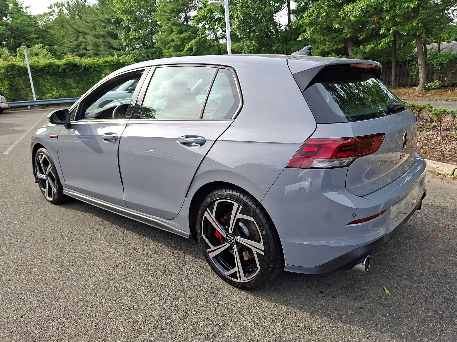 Used 2024 Volkswagen GTI SE w/ SE Leather Seats Package FWD image 6