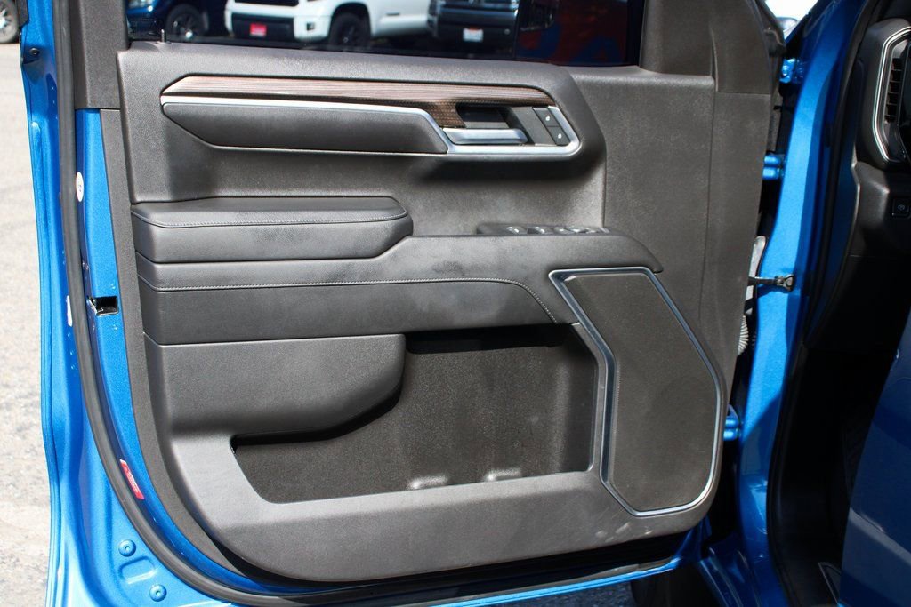 Used 2022 Chevrolet Silverado 1500 RST image 15