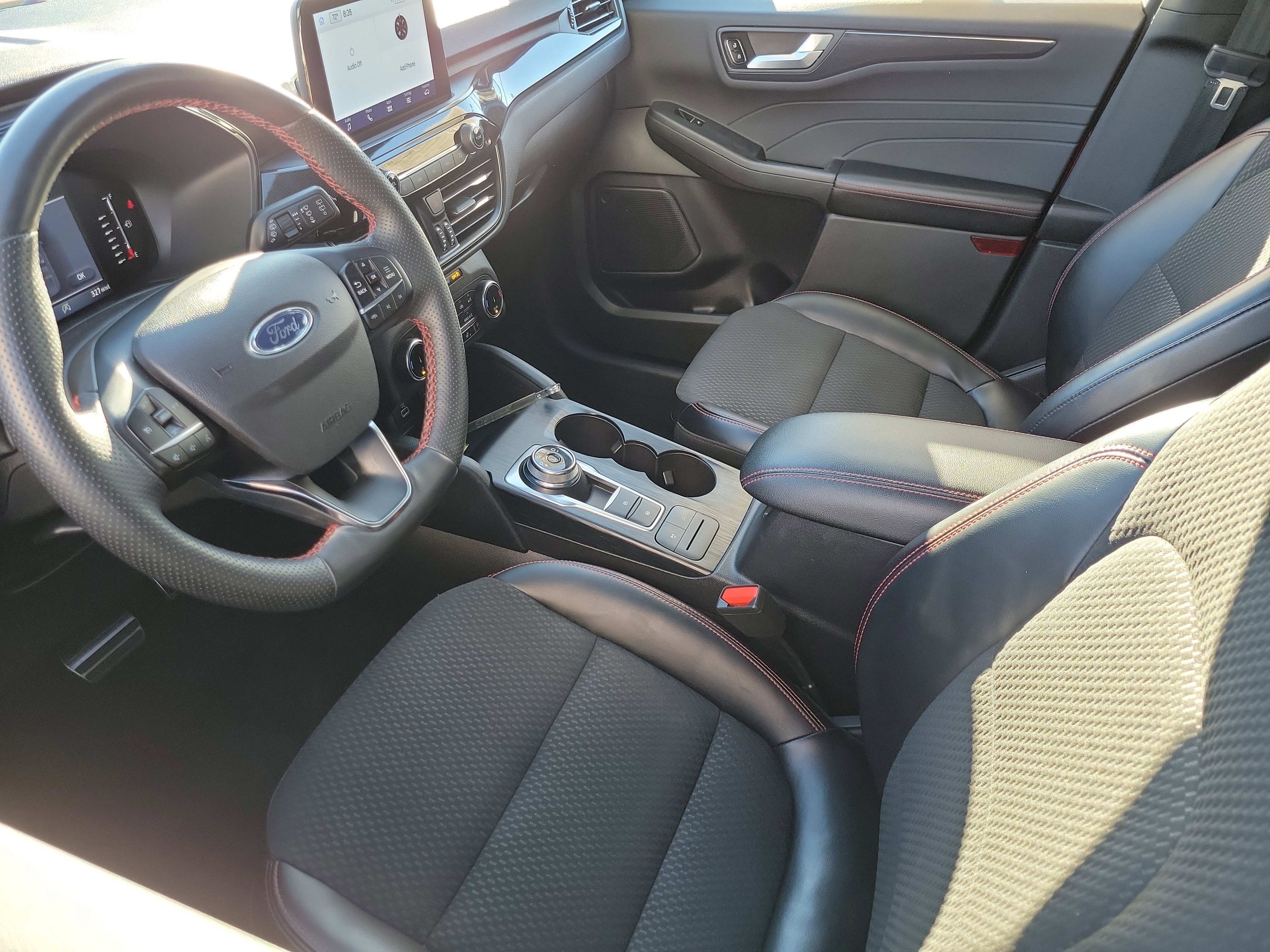 Certified 2023 Ford Escape ST-Line image 3