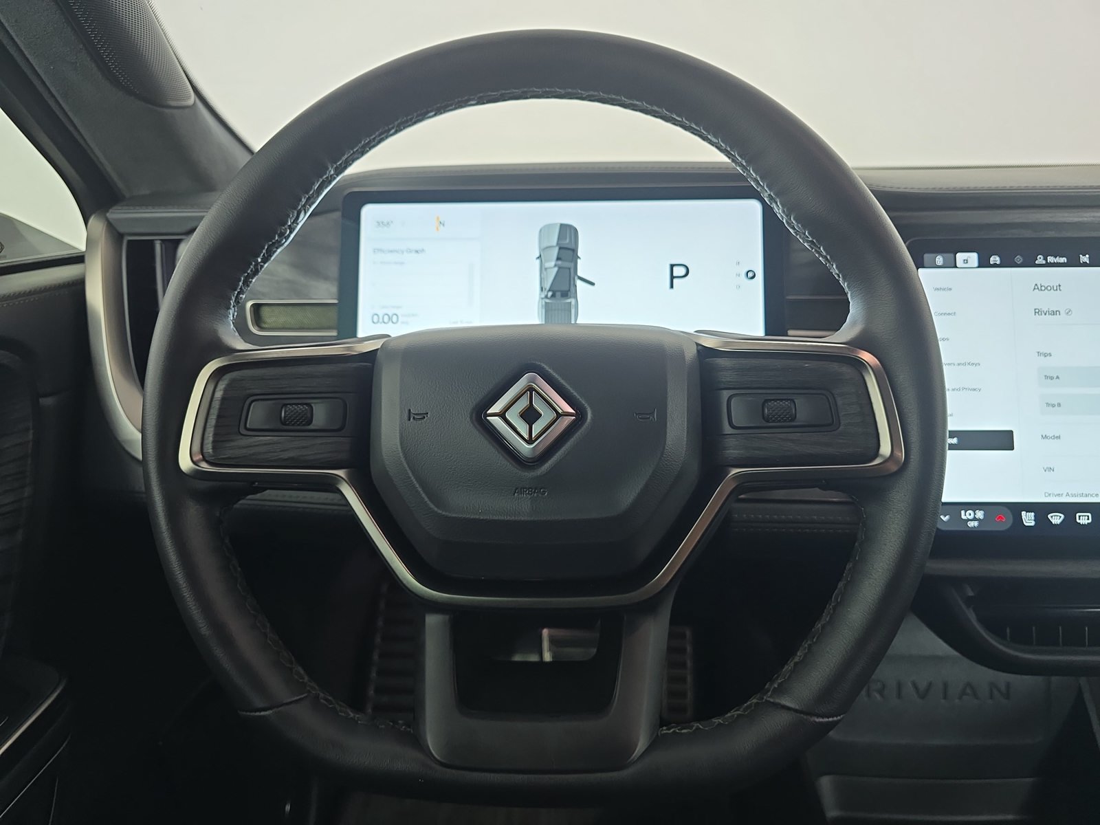 Used 2024 Rivian R1T Adventure Dual AWD/4WD image 27