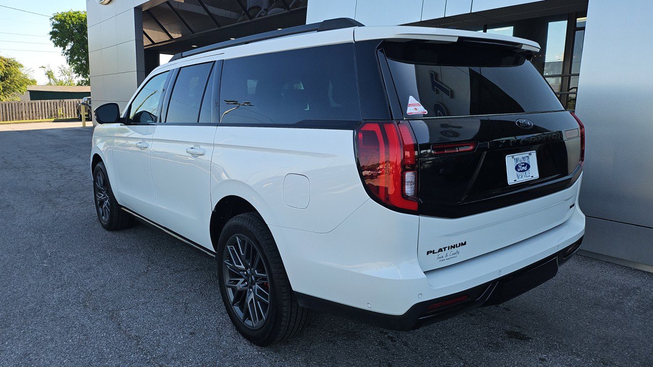 Used 2025 Ford Expedition Max Platinum w/ Stealth Performance Package AWD/4WD image 3