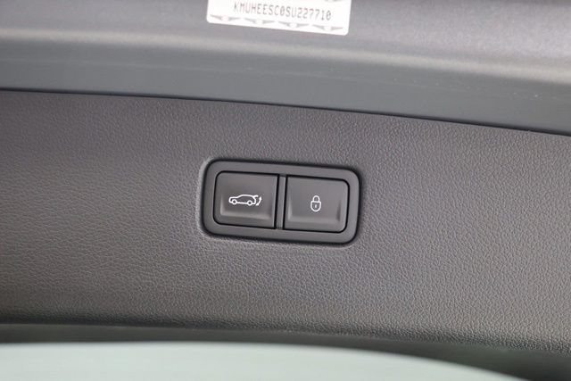 Used 2025 Genesis GV80 3.5T Prestige AWD/4WD image 40