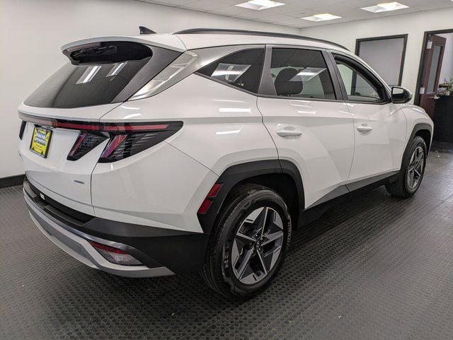 Used 2025 Hyundai Tucson SEL AWD/4WD image 4