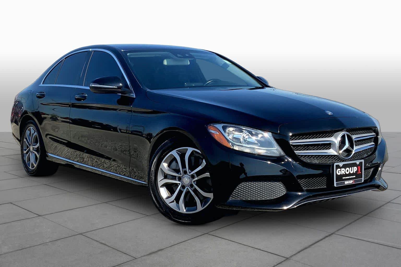 Used 2017 Mercedes-Benz C 300 Sedan image 3