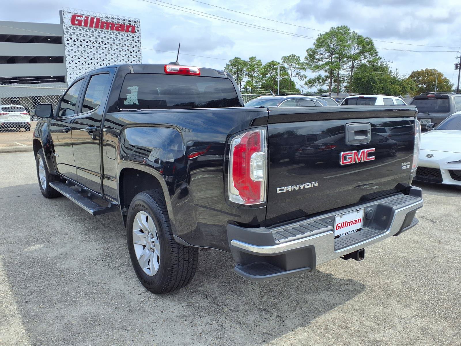 Used 2015 GMC Canyon SLE RWD image 3