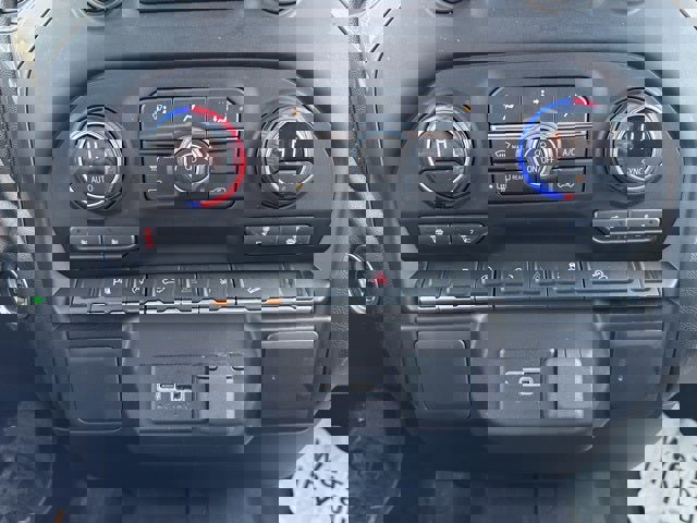 Used 2022 Chevrolet Silverado 1500 RST image 31