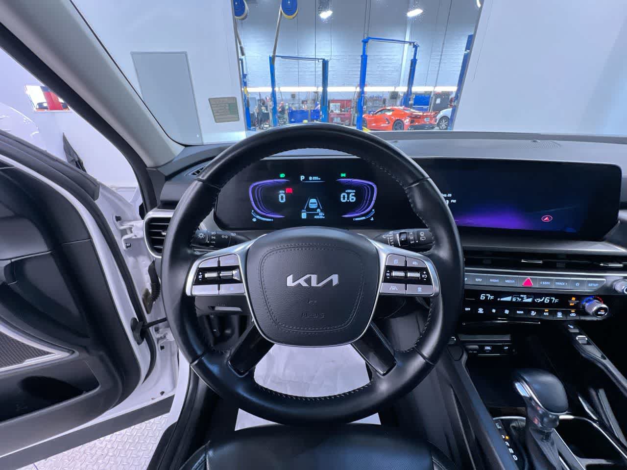 Used 2025 Kia Telluride S FWD image 15