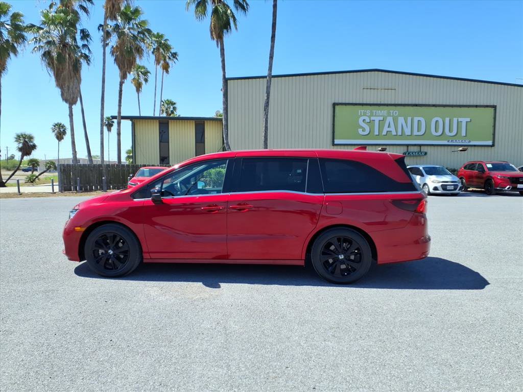 Used 2023 Honda Odyssey Sport image 5