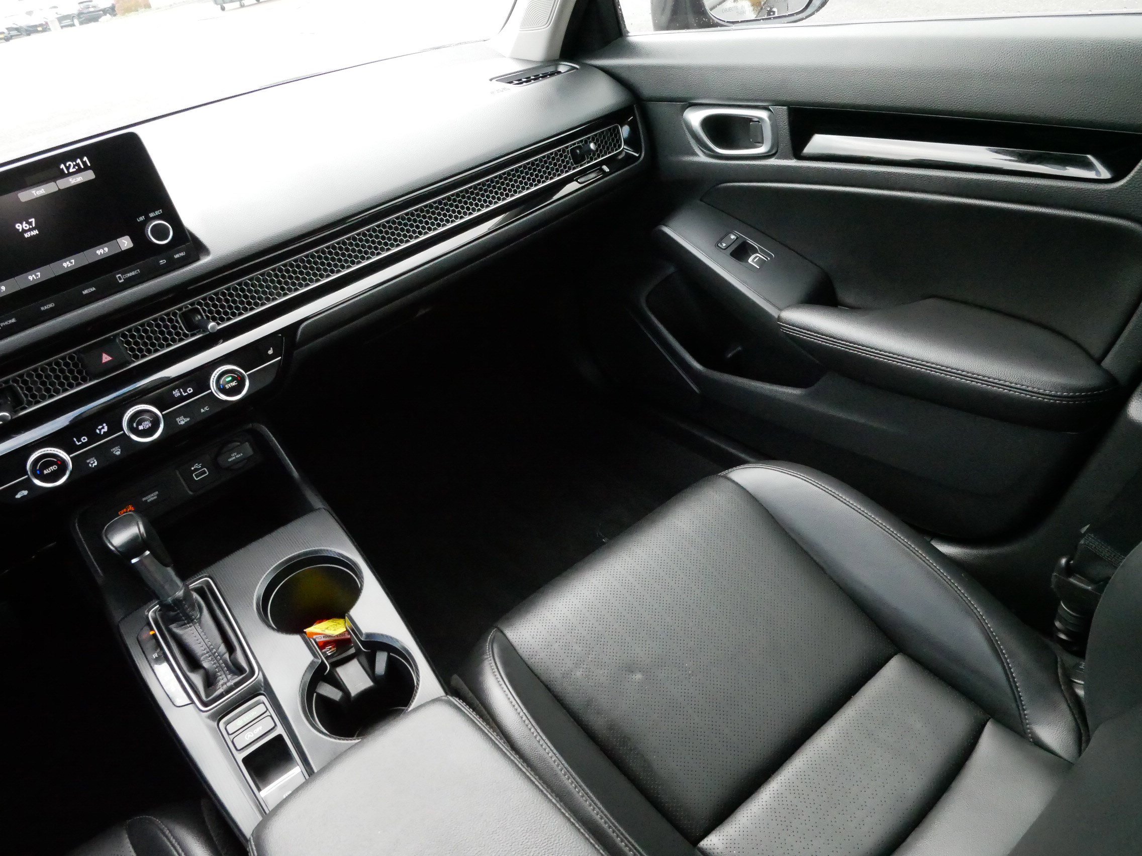 Used 2023 Honda Civic EX-L image 11