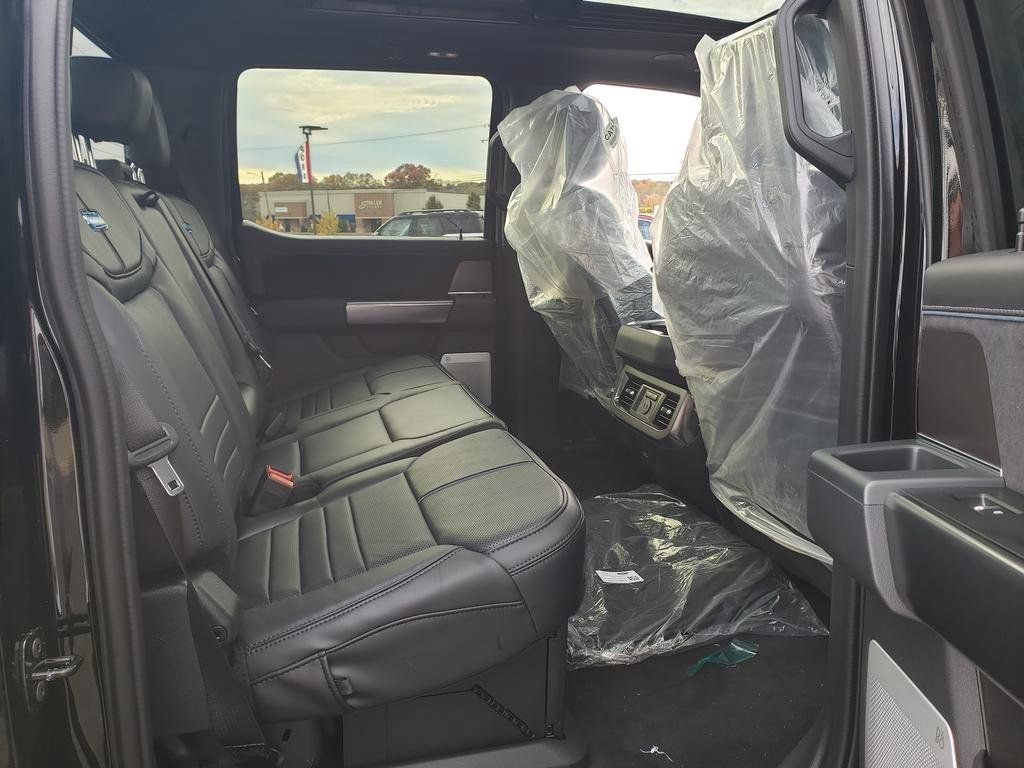New 2026 Ford F250 Platinum AWD/4WD image 18