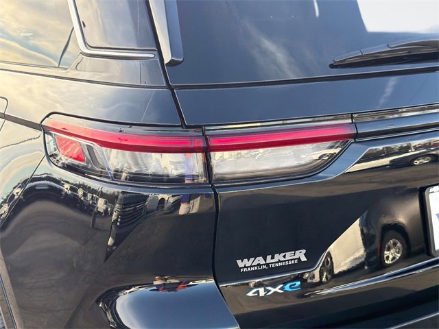 Used 2023 Jeep Grand Cherokee Summit image 11