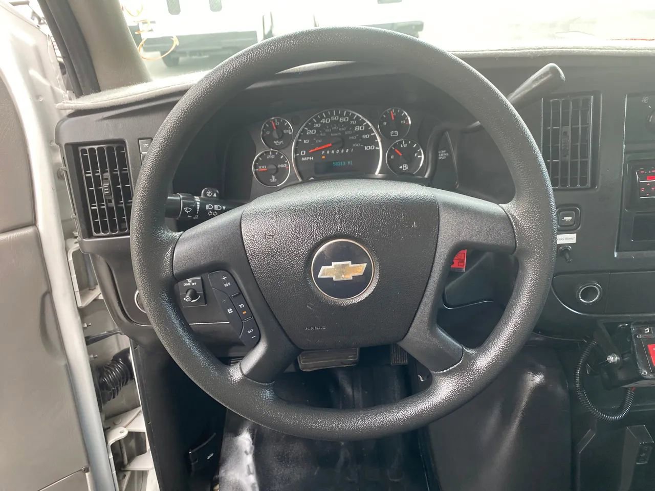 Used 2008 Chevrolet Express 3500 image 10