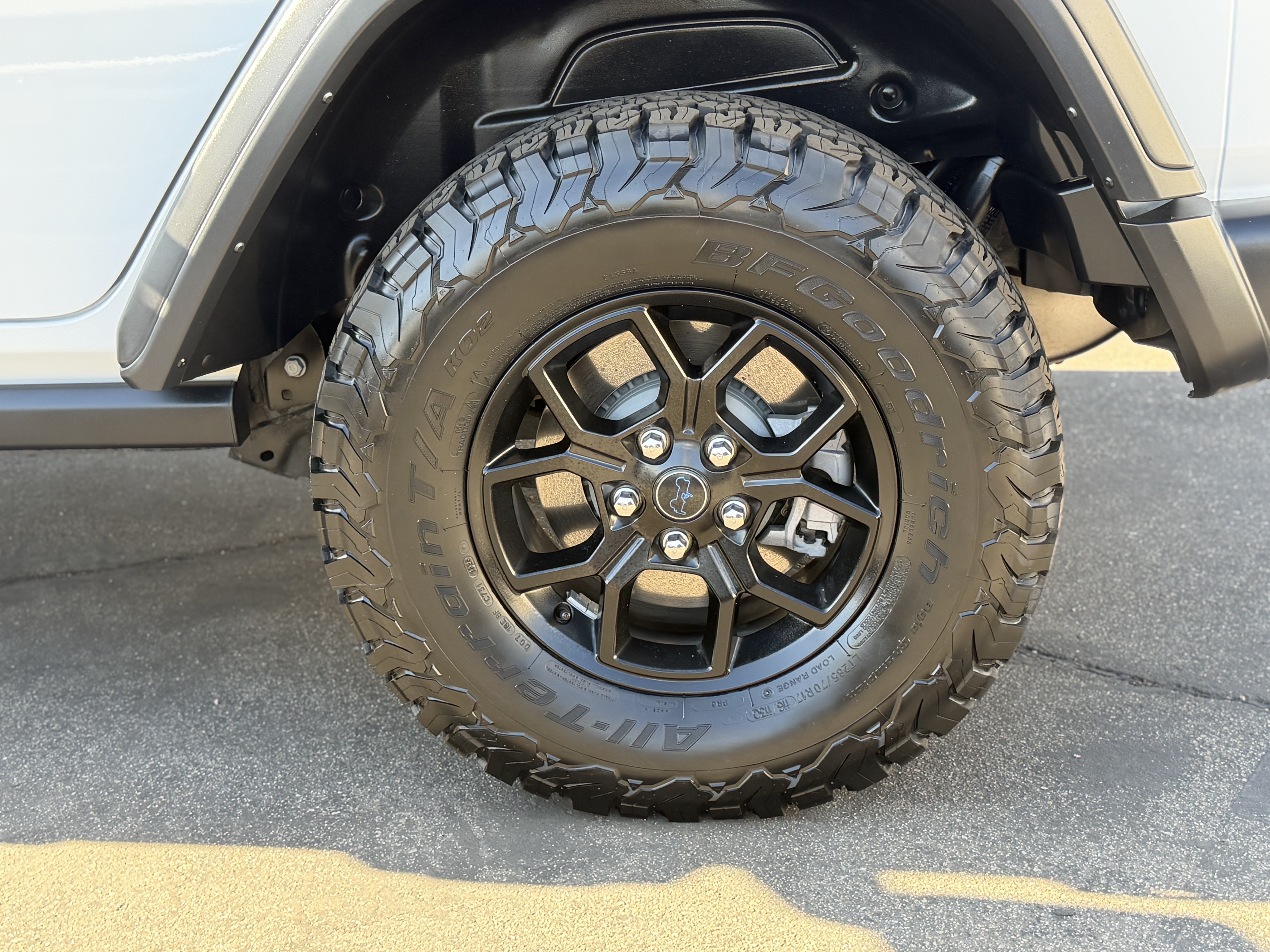 Certified 2024 Jeep Wrangler Unlimited AWD/4WD image 19