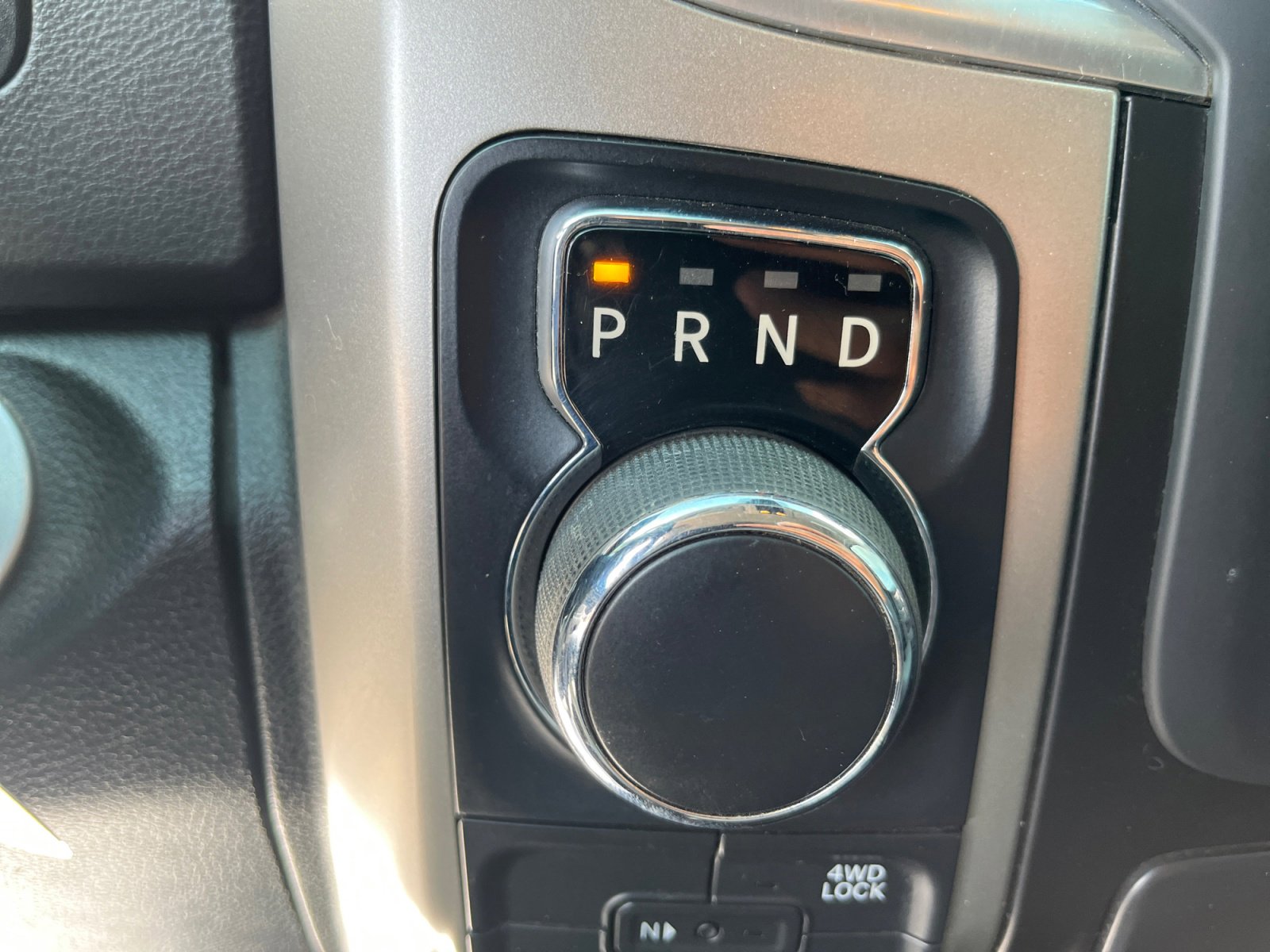 Used 2019 RAM 1500 Classic SLT image 17