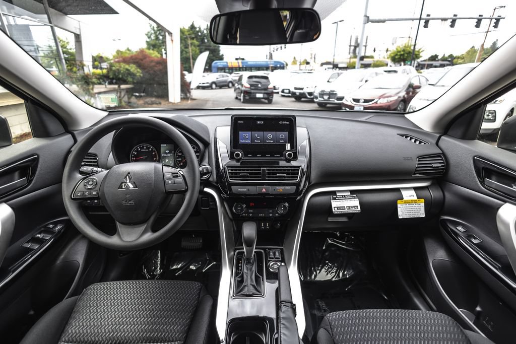 New 2026 Mitsubishi Eclipse Cross LE AWD/4WD image 20