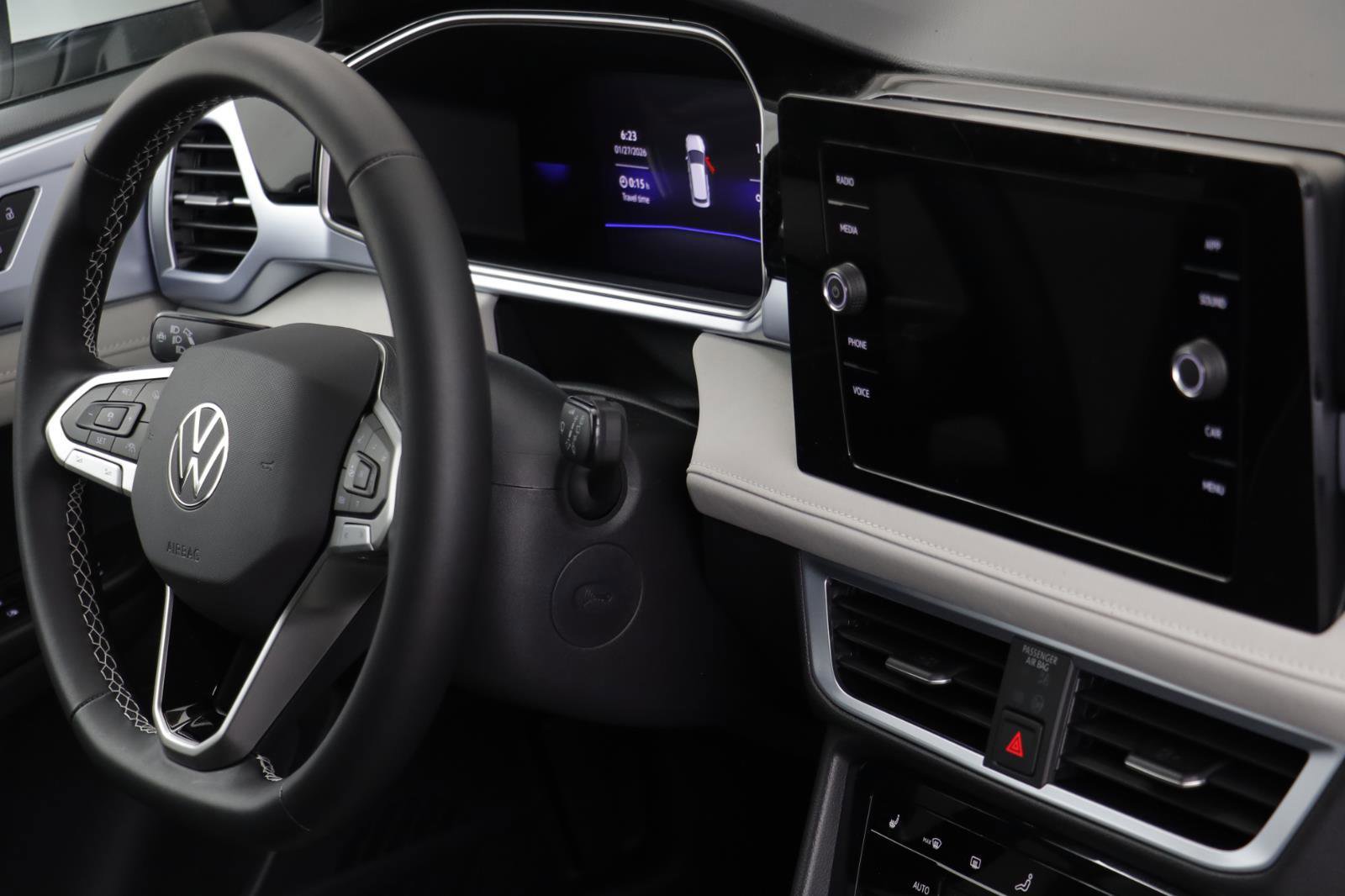 New 2026 Volkswagen Taos SE image 20